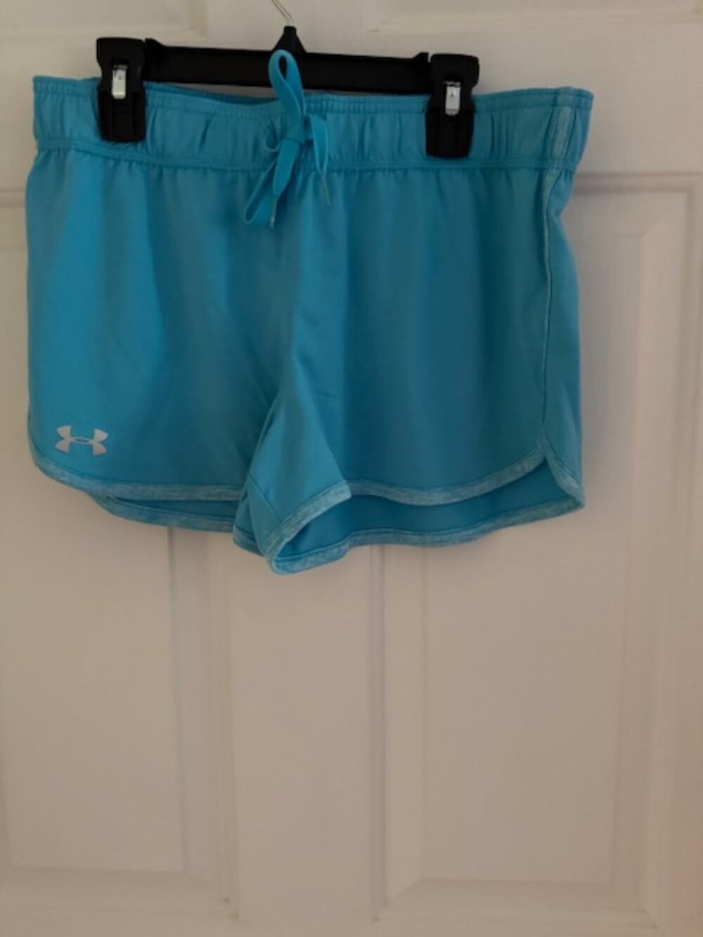 NWT Under Armour HeatGear Turquoise Loose Fit Shorts • 3" Inseam • Sz Small